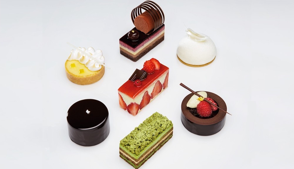 Selection of pastries at Patisserie Platine by Waku Ghin, available at RISE lounge